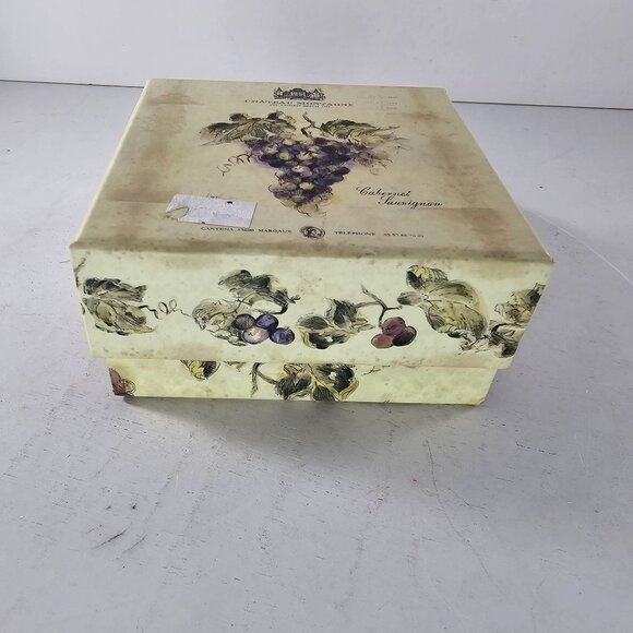 Chateau Montagne Vineyard Wine Grapes Coasters Set of 4 NIB - Picture 3 of 9